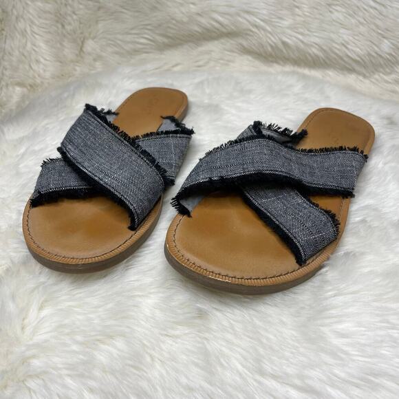 TOMS Viv Black Slide Sandals 7 - Picture 8 of 8
